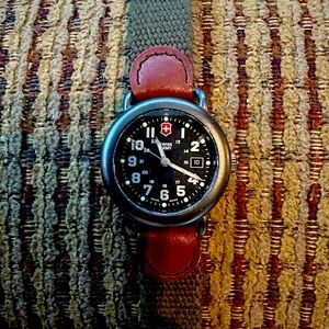 Swiss Army Vintage Ladies Black Date Dial Green Nylon Brown Leather Band Watch